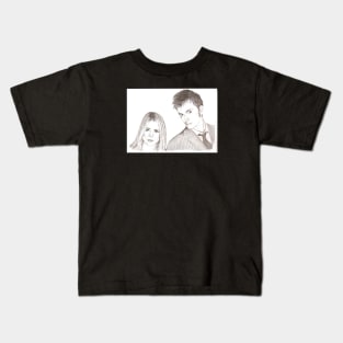 Rose and the Doctor together Kids T-Shirt